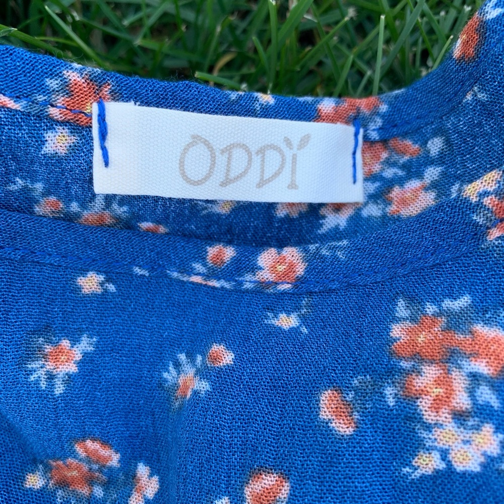 NWT Oddi tiered peasant top with ruffled sleeves L. - Picture 3 of 6
